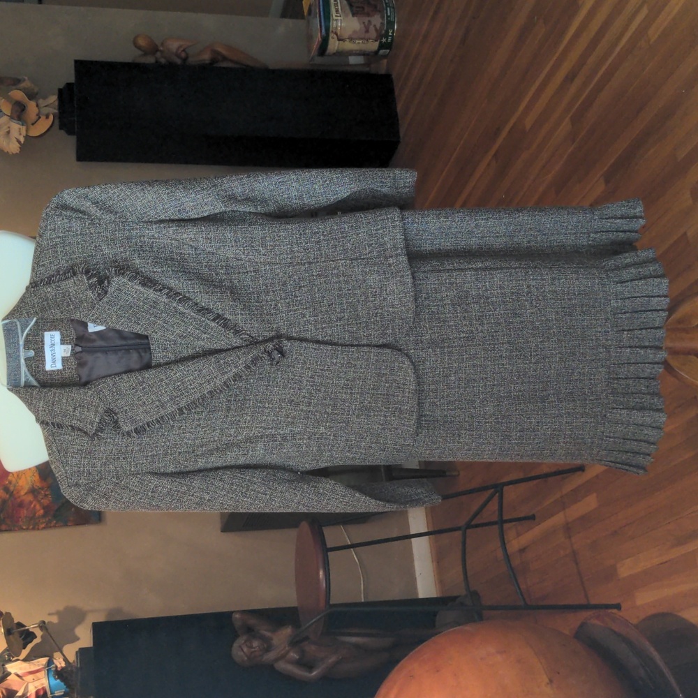 Danny & Nicole BrownTweed Suit Vintage - Picture 13 of 13